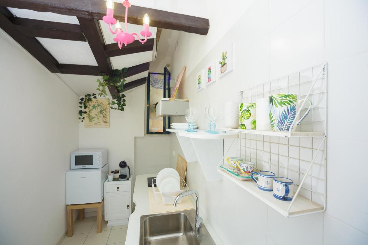 Ferienwohnung Ti Porto Al Centro Unforgettable Moments Salerno Exterior foto