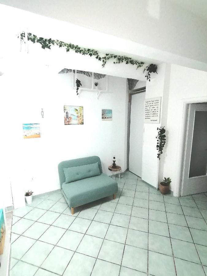 Ferienwohnung Ti Porto Al Centro Unforgettable Moments Salerno Exterior foto